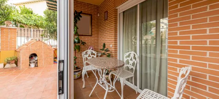 Adding Porch Enclosures To Your Home in Meadow Woods, FL