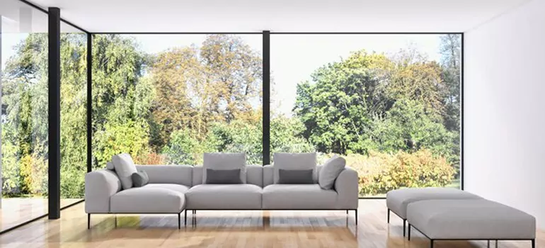 Tilt Out Window in Meadow Woods, FL