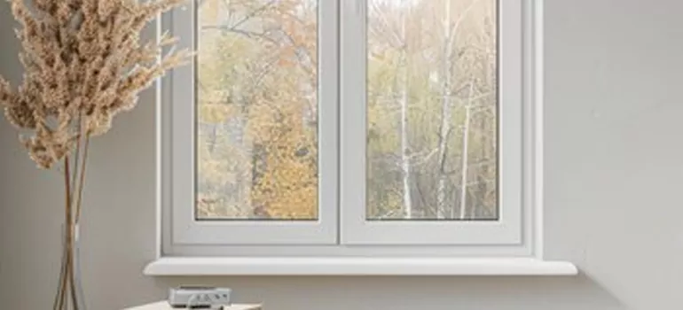 Vinyl Window Stool in Meadow Woods, FL